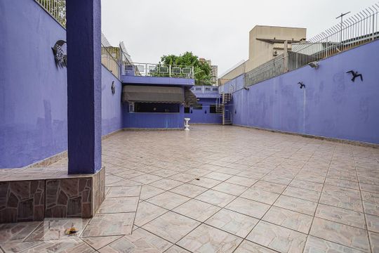 Quintal de casa à venda com 4 quartos, 470m² em Osvaldo Cruz, São Caetano do Sul