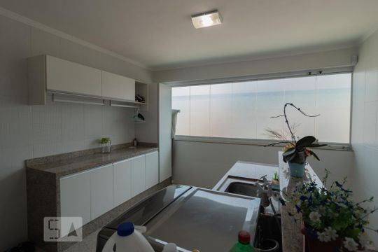 Área de Serviço de casa à venda com 3 quartos, 611m² em Moinho Velho, São Paulo