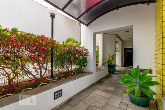 Hall social de apartamento à venda com 3 quartos, 108m² em Vila Carrão, São Paulo