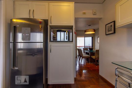 Cozinha de apartamento à venda com 3 quartos, 108m² em Vila Carrão, São Paulo