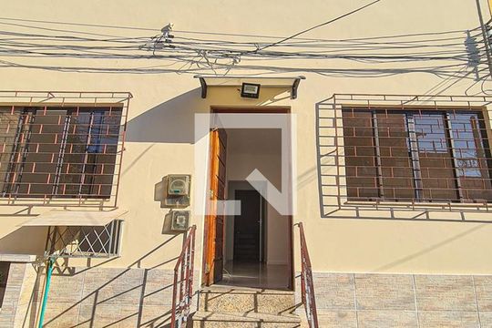 Fachada de casa à venda com 3 quartos, 100m² em Engenho de Dentro, Rio de Janeiro