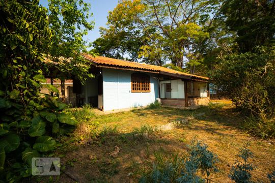 Facada de casa à venda com 2 quartos, 140m² em Chácara Santa Margarida, Campinas