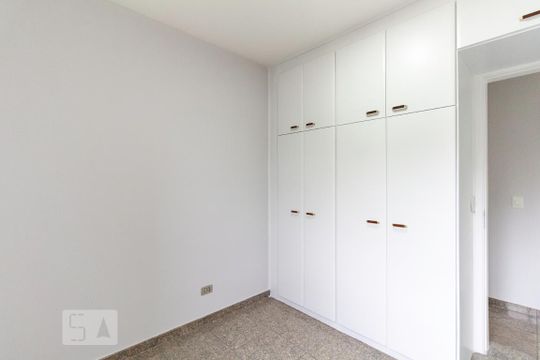 Quarto 1 de apartamento para alugar com 3 quartos, 66m² em Vila Moinho Velho, São Paulo
