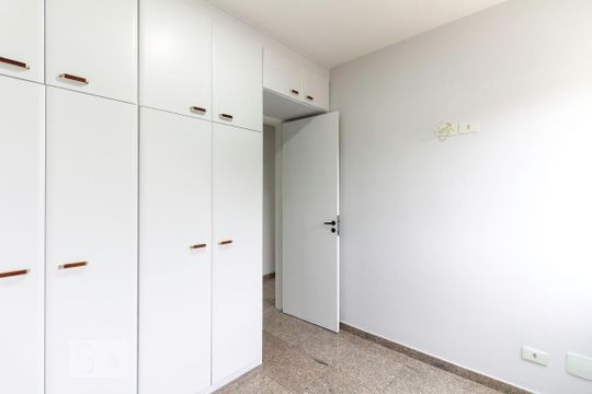 Quarto 1 de apartamento para alugar com 3 quartos, 66m² em Vila Moinho Velho, São Paulo