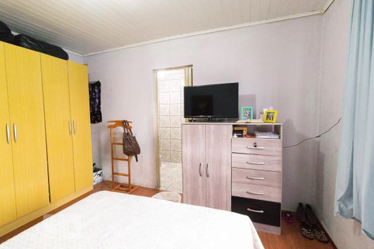 Quarto 1 de casa à venda com 4 quartos, 150m² em Olaria, Canoas