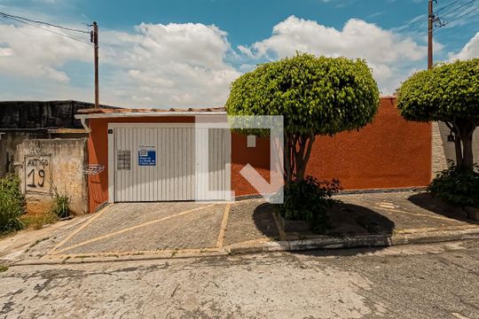 Fachada da Casa de casa à venda com 2 quartos, 165m² em Jardim do Papai, Guarulhos