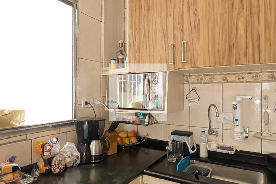 Sala/Cozinha de casa à venda com 2 quartos, 165m² em Jardim do Papai, Guarulhos