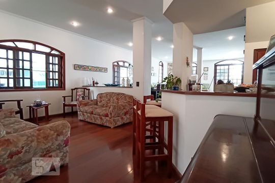 Sala de casa de condomínio à venda com 4 quartos, 420m² em Alphaville, Santana de Parnaíba