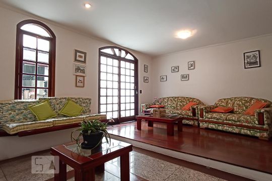 Sala de estar de casa de condomínio à venda com 4 quartos, 420m² em Alphaville, Santana de Parnaíba