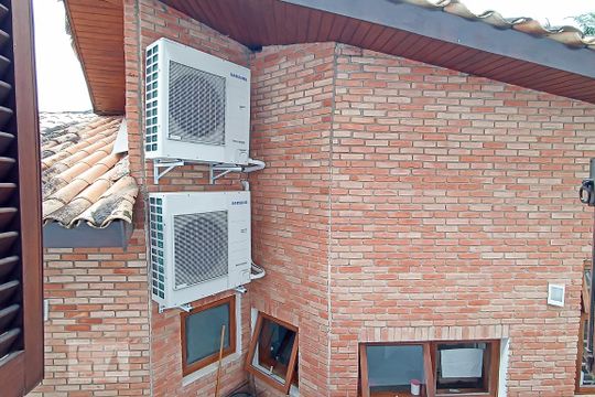 Vista da suíte 3 de casa de condomínio à venda com 4 quartos, 420m² em Alphaville, Santana de Parnaíba