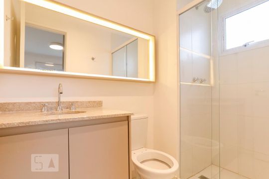 Banheiro da Suíte de apartamento para alugar com 2 quartos, 60m² em Consolação, São Paulo