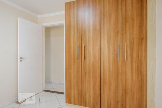 Quarto 2 de apartamento para alugar com 2 quartos, 70m² em Vila Clementino, São Paulo