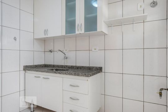 Cozinha de apartamento para alugar com 2 quartos, 70m² em Vila Clementino, São Paulo
