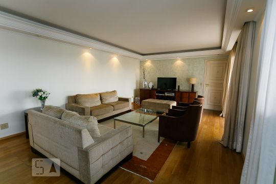 sala 1 de apartamento para alugar com 3 quartos, 165m² em Vila Suzana, São Paulo
