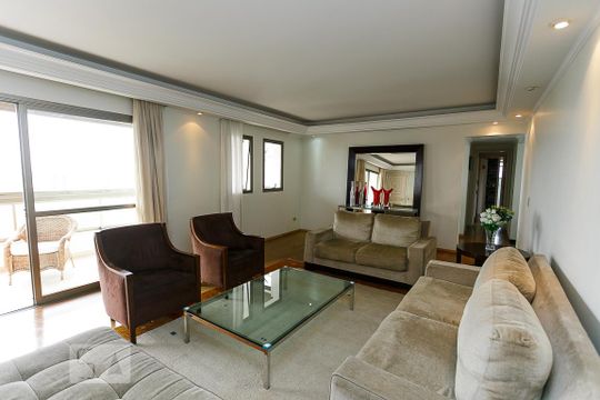 Apartamento à venda com 3 quartos, 165m² em Vila Suzana, São Paulo