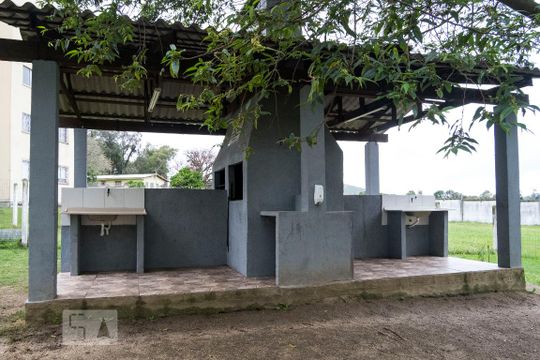 Churrasqueira de apartamento à venda com 2 quartos, 43m² em Campo Novo, Porto Alegre