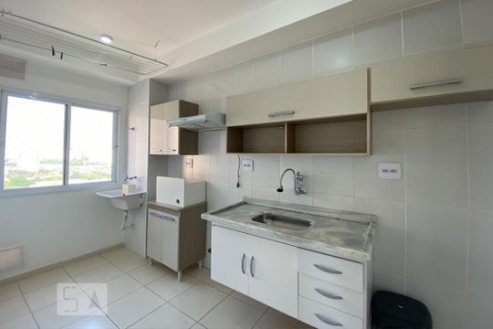 Cozinha de apartamento para alugar com 2 quartos, 62m² em Jardim Sao Carlos, Sorocaba