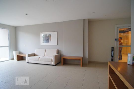 Hall de Entrada de apartamento para alugar com 2 quartos, 50m² em Humaitá, Porto Alegre