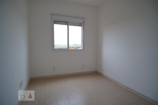 Quarto 1 de apartamento para alugar com 2 quartos, 50m² em Humaitá, Porto Alegre