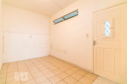 Kitnet/Studio para alugar com 1 quarto, 20m² em Vila Bertioga, São Paulo