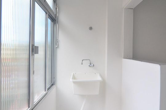 Área de serviço de apartamento para alugar com 1 quarto, 32m² em Centro, Canoas