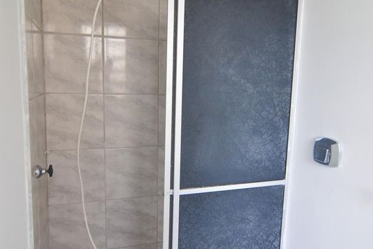 Banheiro de apartamento para alugar com 1 quarto, 32m² em Centro, Canoas