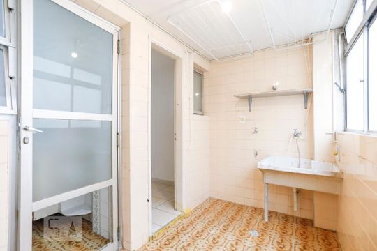 Área de Serviço de apartamento à venda com 3 quartos, 117m² em Consolação, São Paulo