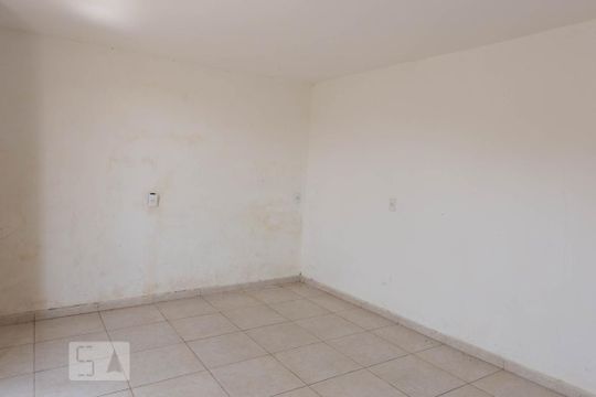 Sala de apartamento para alugar com 2 quartos, 85m² em Granja Carolina, Cotia