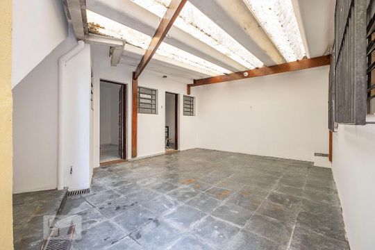 Edícula de casa para alugar com 4 quartos, 305m² em Vila Madalena, São Paulo