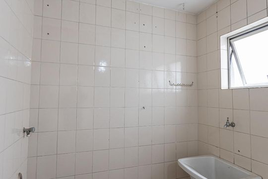 Área de Serviço de apartamento para alugar com 2 quartos, 55m² em Vila Esperança, São Paulo