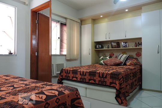 Quarto Suíte de apartamento à venda com 2 quartos, 70m² em Taquara, Rio de Janeiro