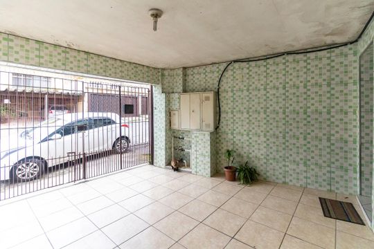 Garagem de casa à venda com 3 quartos, 175m² em Vila Moraes, São Paulo