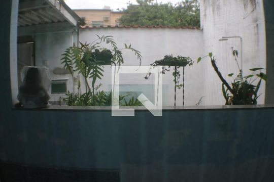 Sala de casa à venda com 2 quartos, 500m² em Curicica, Rio de Janeiro