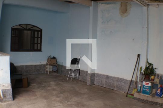 Garagem de casa à venda com 2 quartos, 500m² em Curicica, Rio de Janeiro