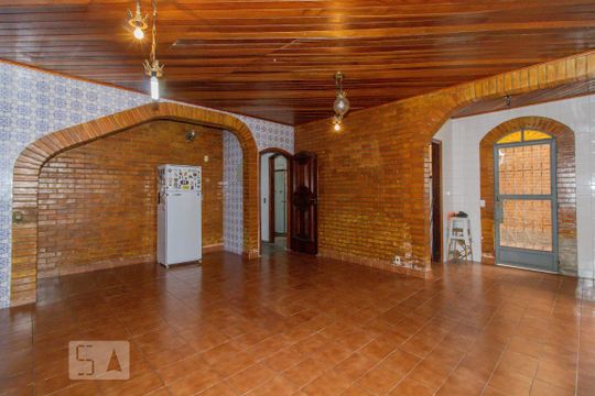 Cozinha de casa para alugar com 4 quartos, 489m² em Vila Valqueire, Rio de Janeiro