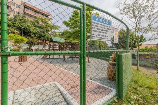 Área Comum - Playground de casa para alugar com 4 quartos, 489m² em Vila Valqueire, Rio de Janeiro