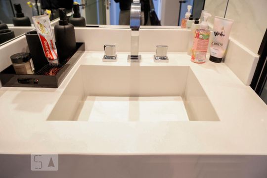 Detalhe do banheiro de apartamento à venda com 2 quartos, 70m² em Jardim América, São Paulo