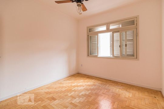 Quarto 2 de apartamento à venda com 2 quartos, 70m² em Petrópolis, Porto Alegre