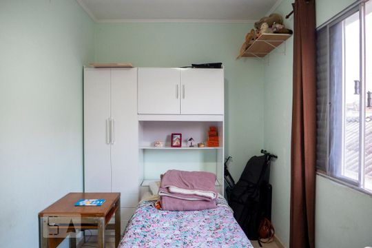 Quarto 2 de casa à venda com 3 quartos, 161m² em Vila Brasilio Machado, São Paulo