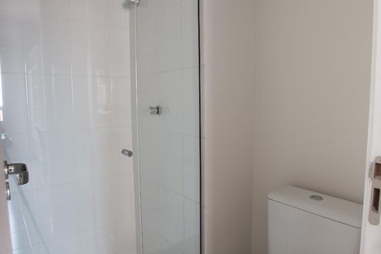 Banheiro de apartamento para alugar com 1 quarto, 23m² em Iguatemi, Ribeirão Preto