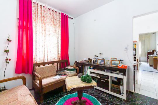Casa para alugar com 4 quartos, 143m² em Santo Antônio, Osasco