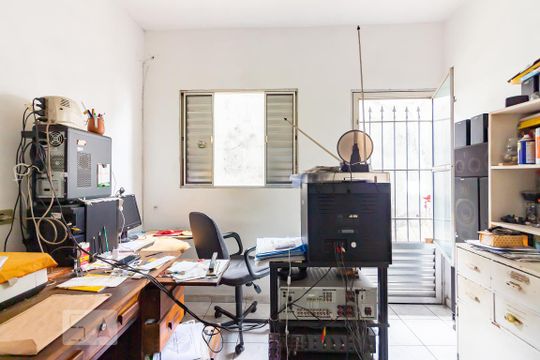 Escritório de casa para alugar com 4 quartos, 143m² em Santo Antônio, Osasco