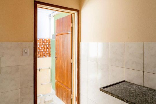Cozinha de kitnet/studio à venda com 1 quarto, 30m² em Sagrada Família, Belo Horizonte