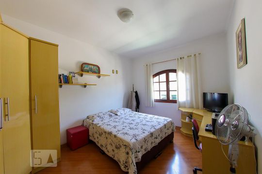 Quarto 1 de casa à venda com 4 quartos, 384m² em Vila Paulista, Guarulhos