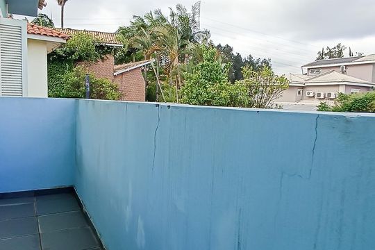 Varanda da suíte de casa de condomínio à venda com 4 quartos, 322m² em Alphaville, Santana de Parnaíba