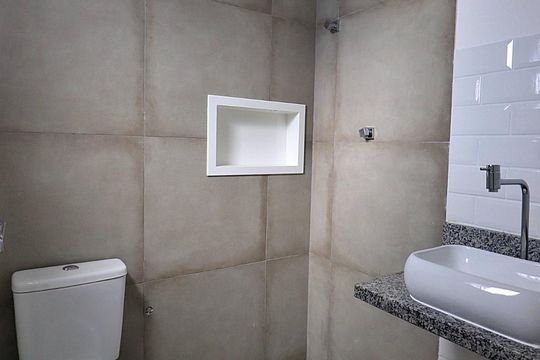 Banheiro da Suíte de apartamento à venda com 2 quartos, 120m² em Vila Lea, Santo André