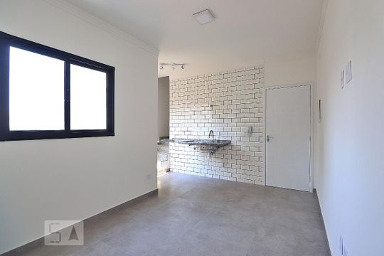 Sala de apartamento à venda com 2 quartos, 120m² em Vila Lea, Santo André