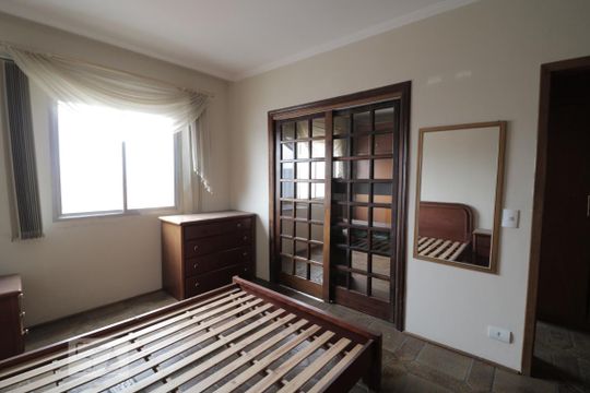 Quarto 1 de apartamento para alugar com 2 quartos, 65m² em Mooca, São Paulo