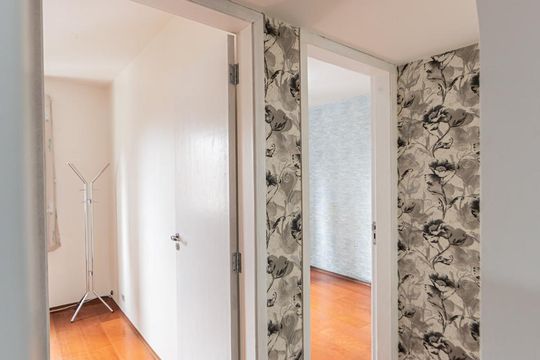 Corredor de apartamento à venda com 2 quartos, 64m² em Vila Regente Feijó, São Paulo