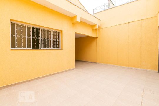 Garagem de casa à venda com 3 quartos, 150m² em Penha de França, São Paulo